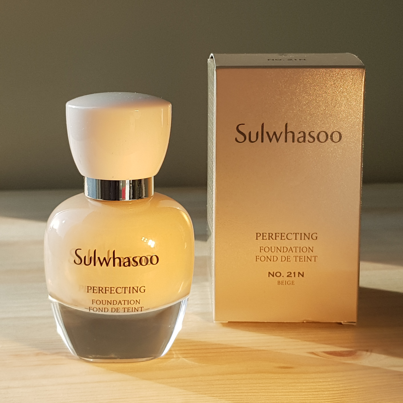 雪花秀完美粉底液 SPF17/PA+35ml/亮白、抗皱、防紫外线