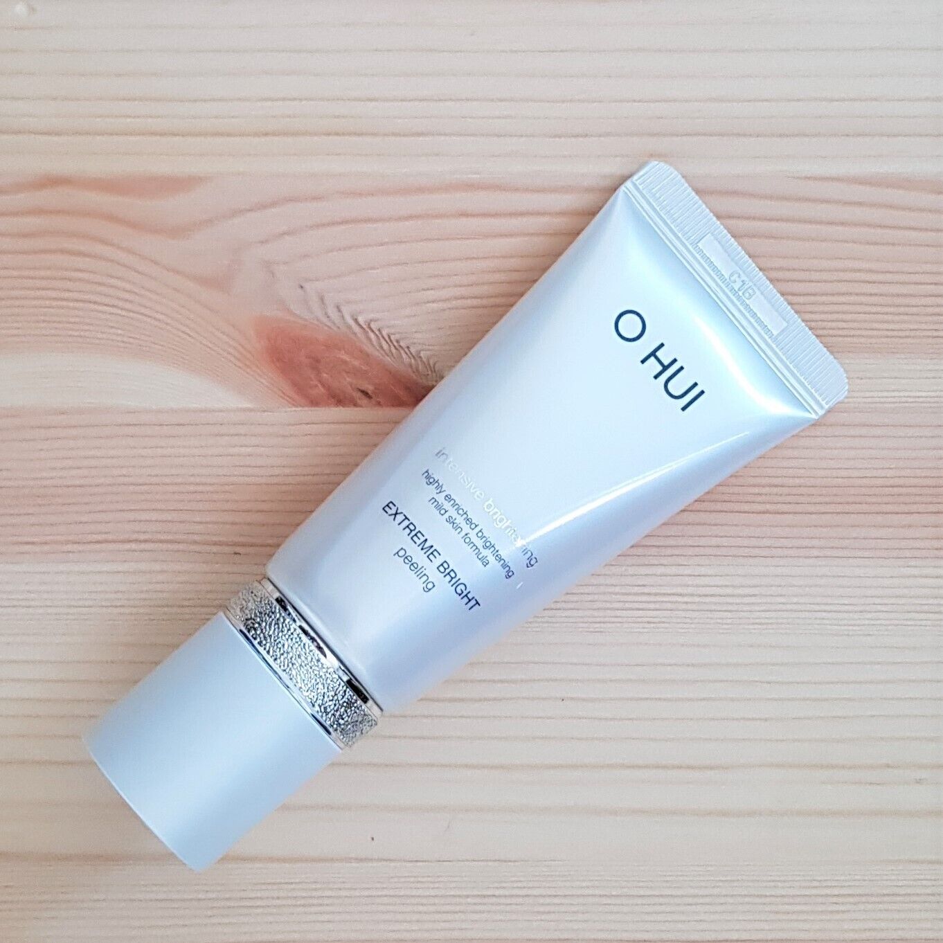 OHUI Extreme White Emulsion 130ml+Peeling 60ml/Brightening/Dark spots/Skin Tone