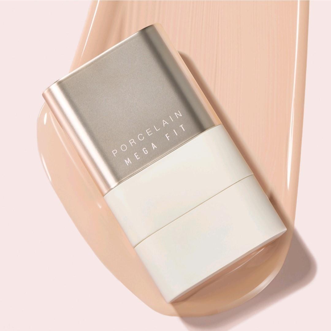 Chosungah TM Megafit Stick Foundation Porcelain 00 Ivory 16g / M Brush