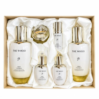 The history of whoo Cheongidan Radiant Rejuvenating Set/Hwahyun 2 Items+Travel kits