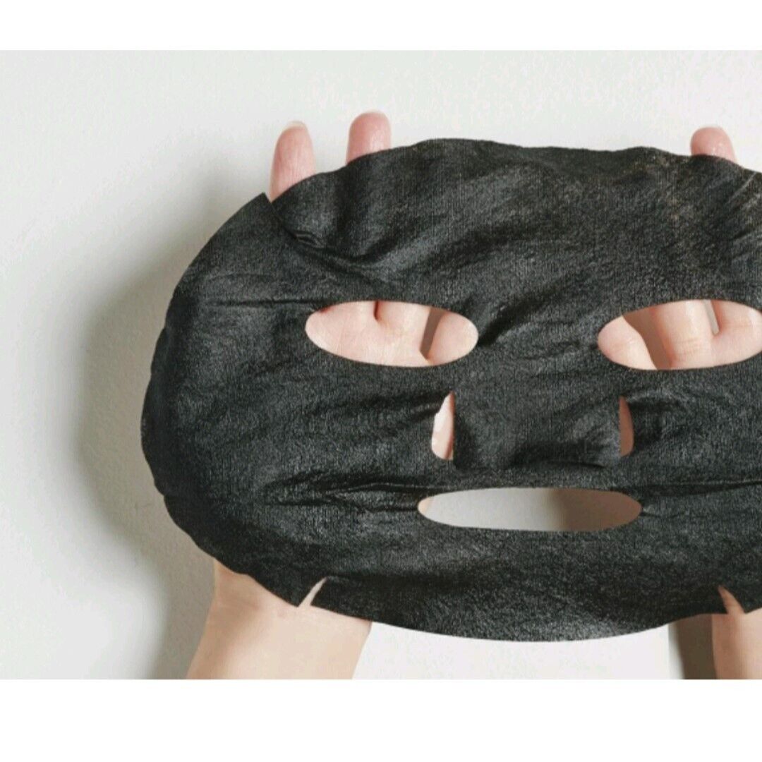 JAYJUN Real Water Осветляющая черная гидро 1-ступенчатая маска 1 упаковка/10 карат/бамбуковый уголь 